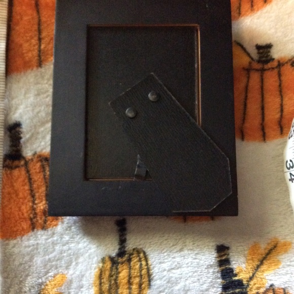 Wooden 4”x 5” Frame - Picture 2 of 4